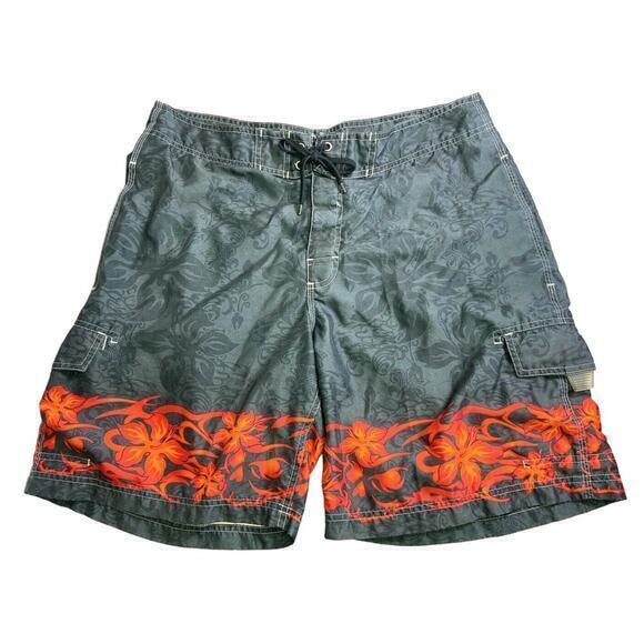 No Boundaries Board Shorts Black Red Hawaiian Floral Swim Trunks Mens Size 36‎ - Picture 1 of 9